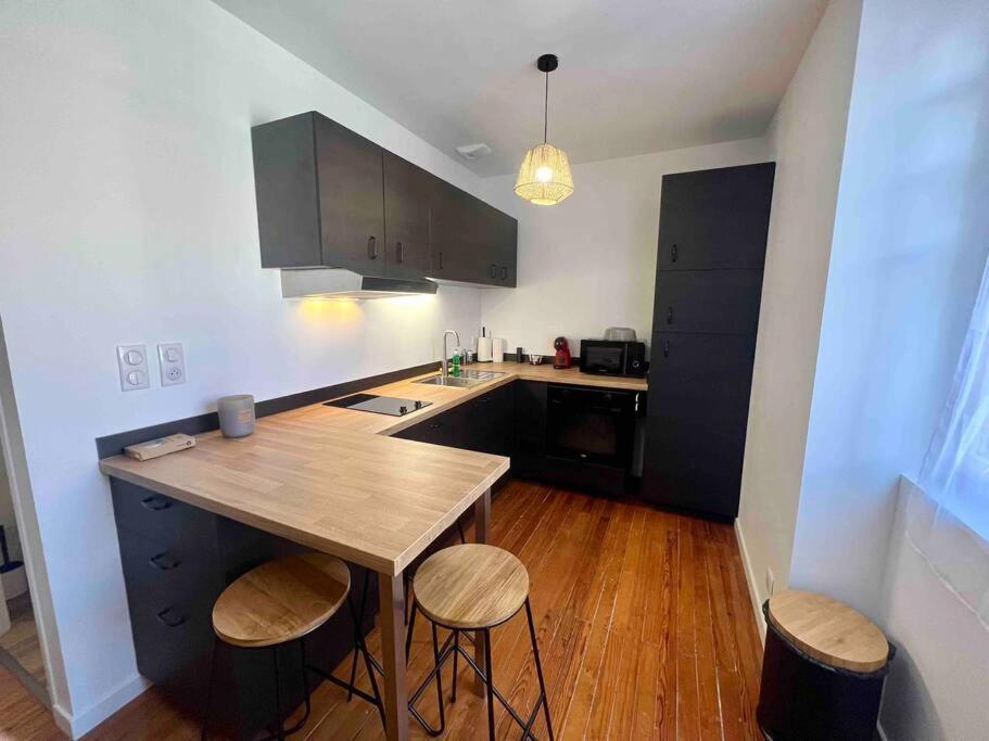 Appartement Climatise 4 Personnes / Centre-Ville Besançon Zewnętrze zdjęcie